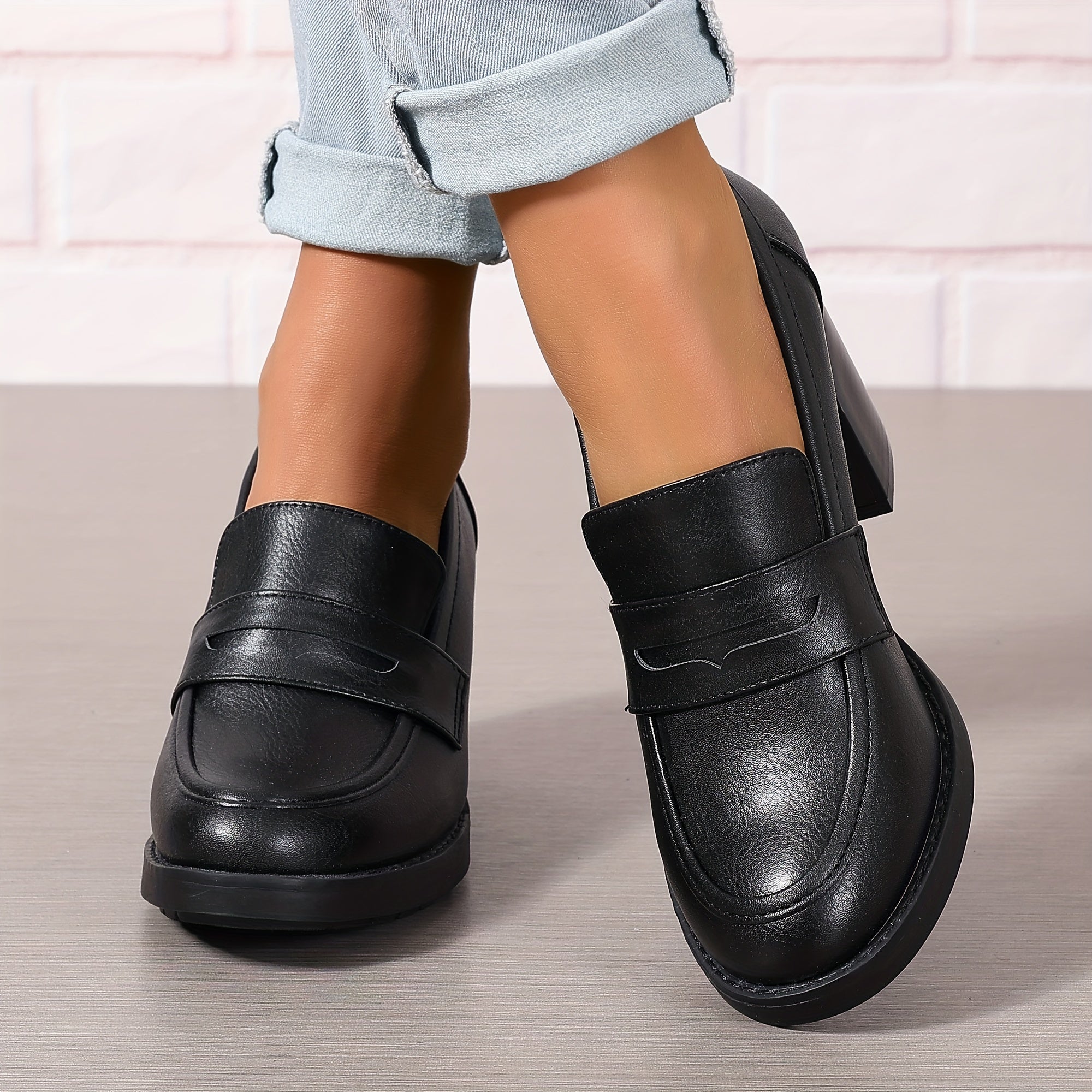 Women's Vintage Block Slip-On Pumps