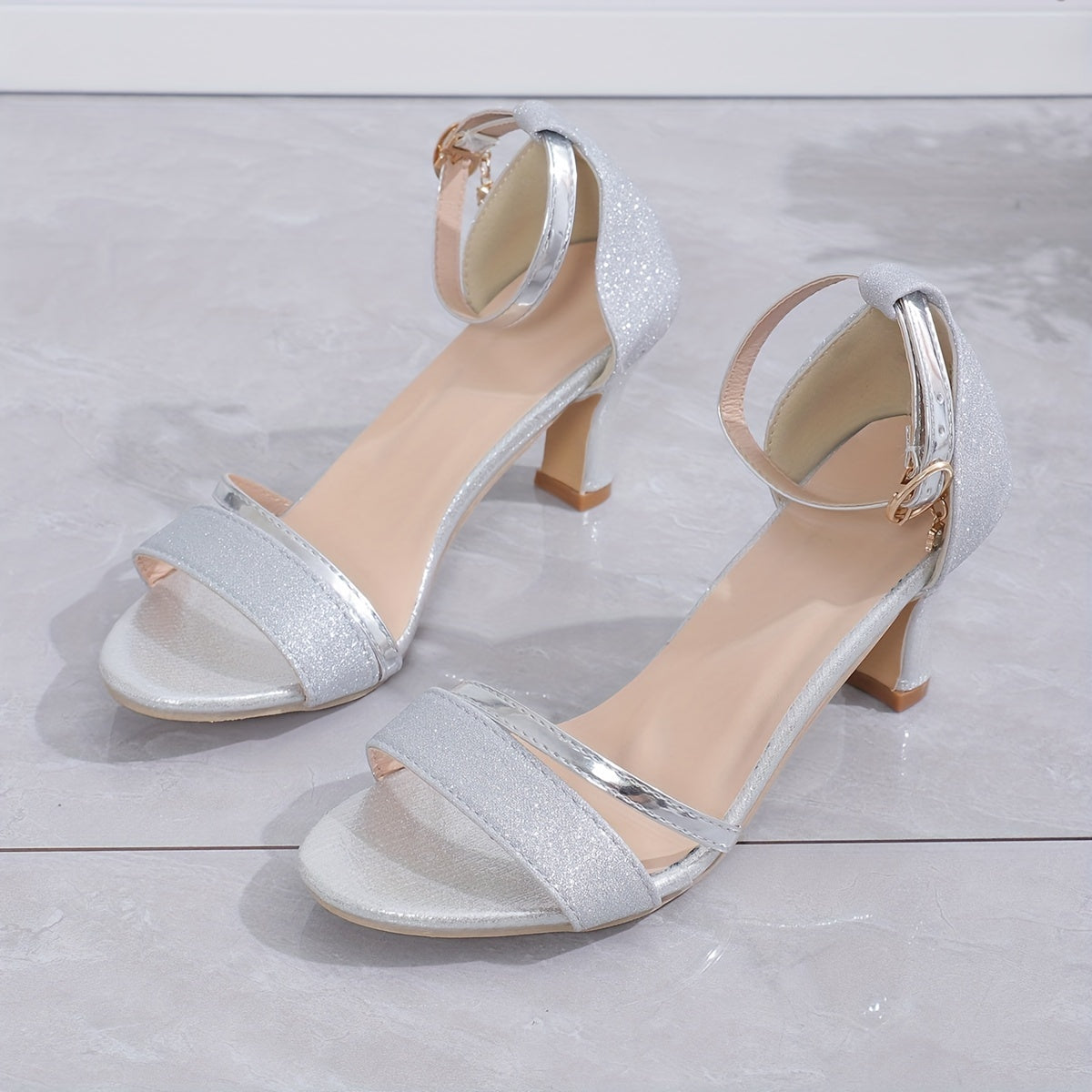Ladies' New Stylish And Versatile Low Heels