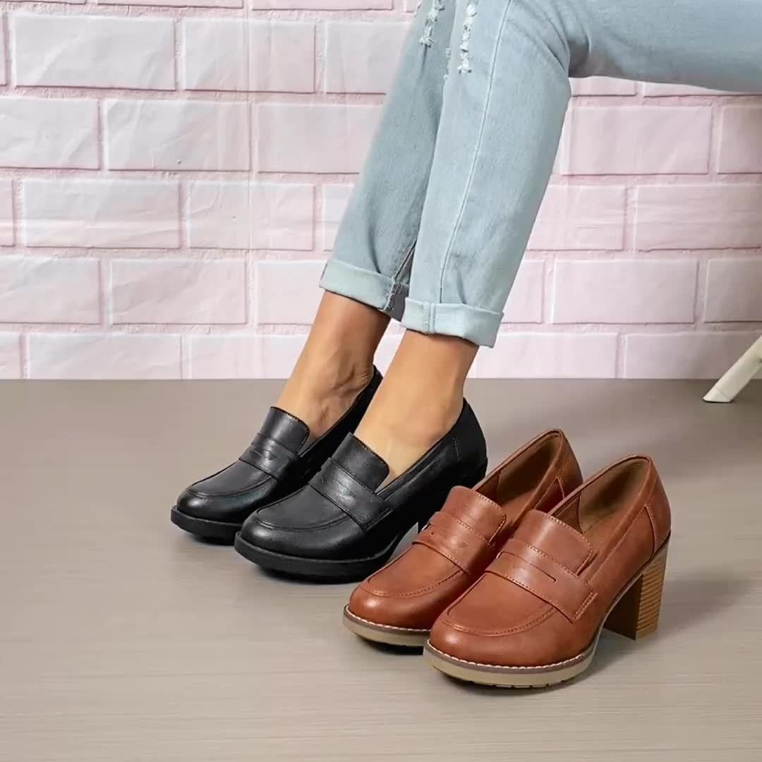 Women's Vintage Block Slip-On Pumps