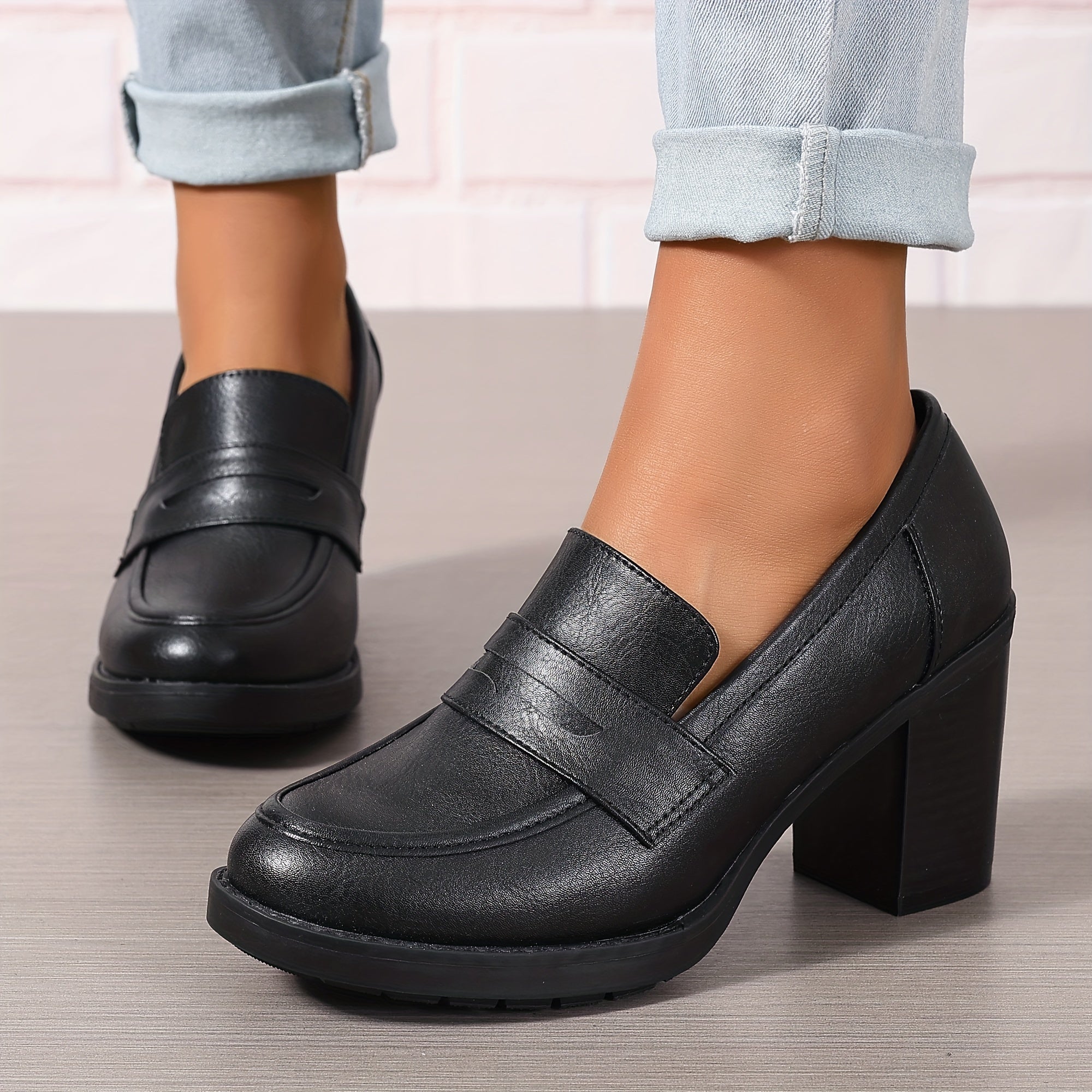 Women's Vintage Block Slip-On Pumps