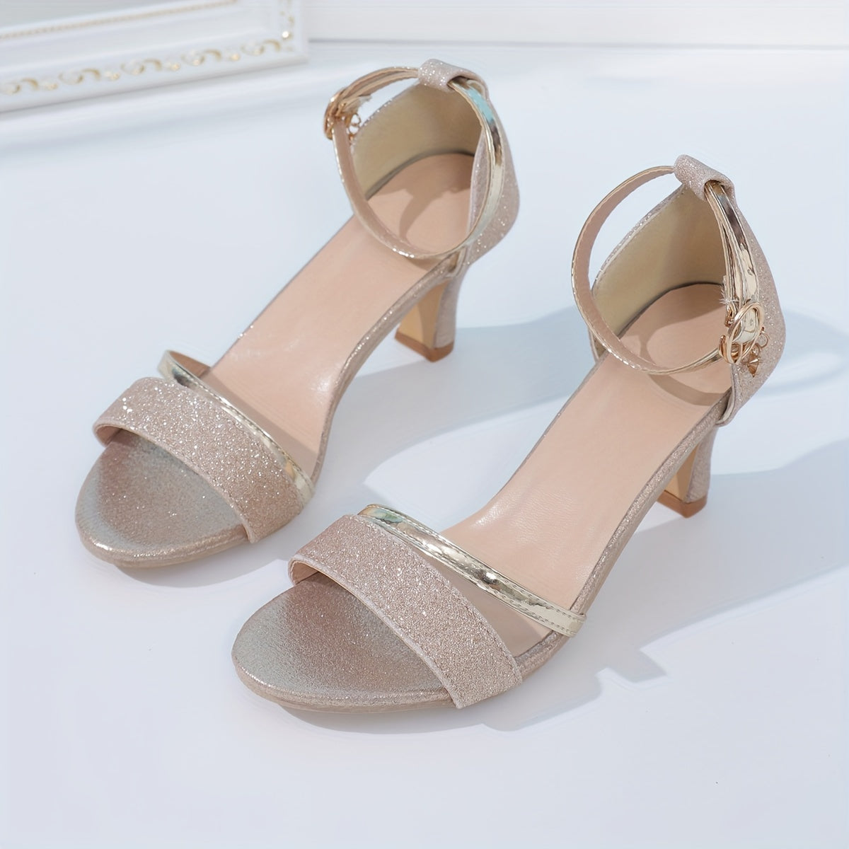 Ladies' New Stylish And Versatile Low Heels